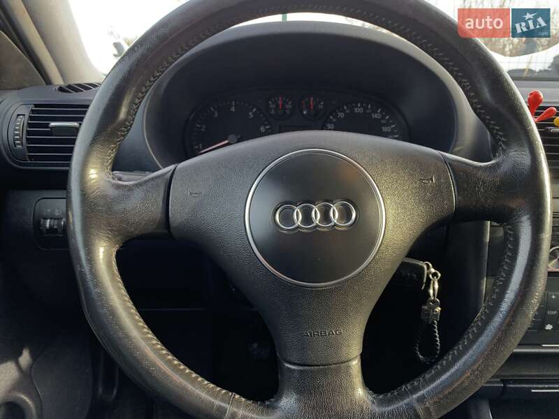 Хэтчбек Audi A3 2002 в Бердичеве