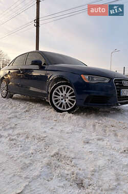Седан Audi A3 2014 в Львове