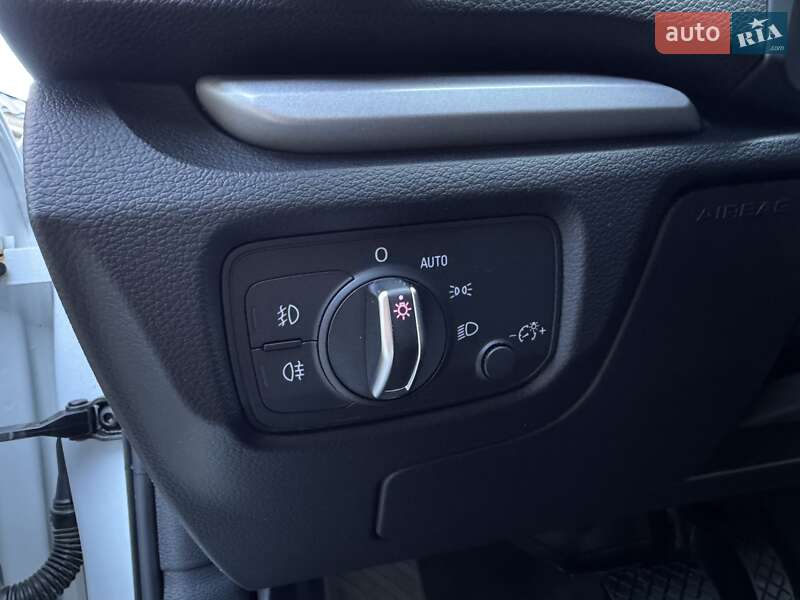 Седан Audi A3 2016 в Одессе