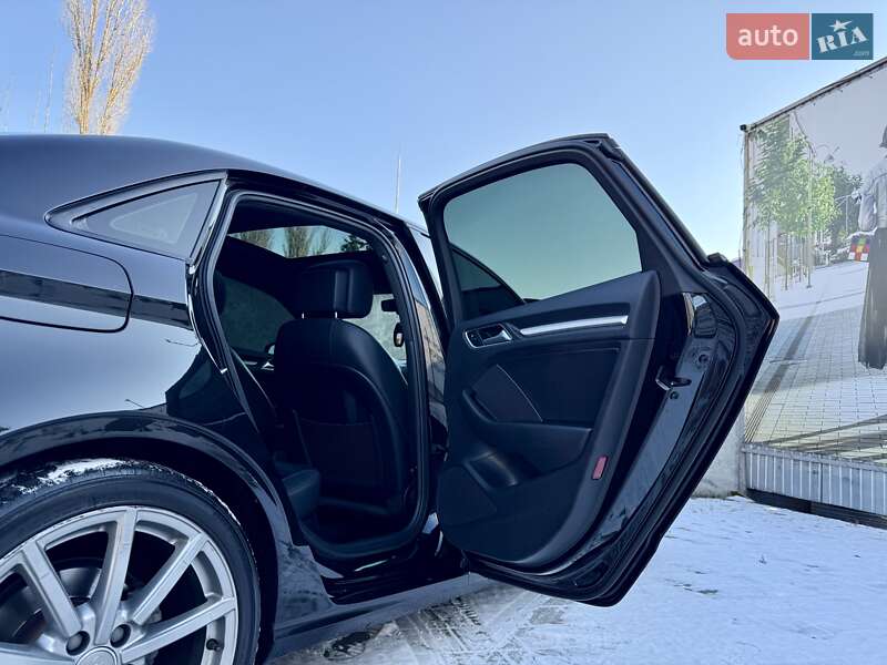 Седан Audi A3 2016 в Одессе