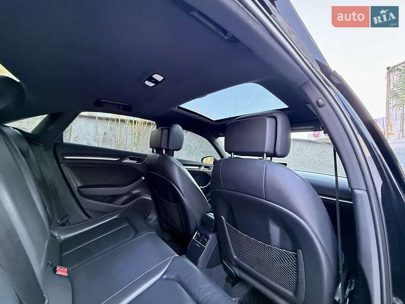 Седан Audi A3 2016 в Одессе