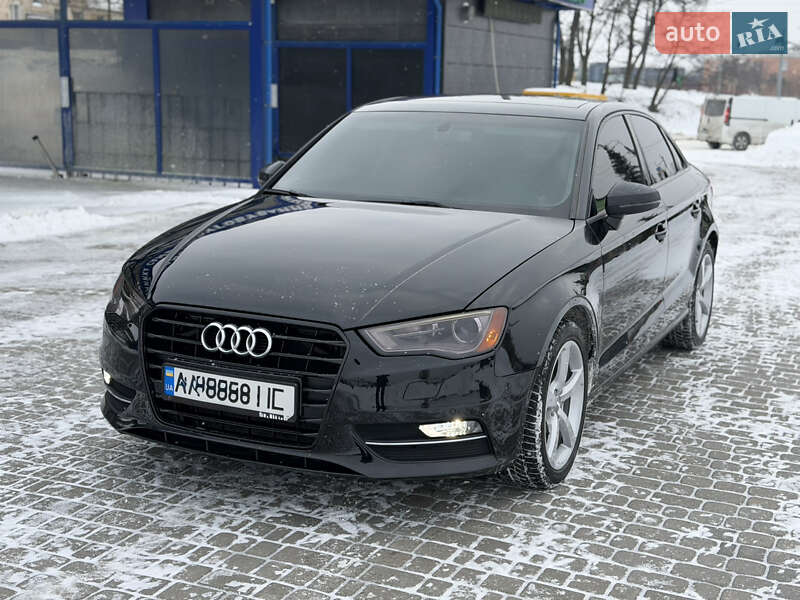 Седан Audi A3 2016 в Харькове
