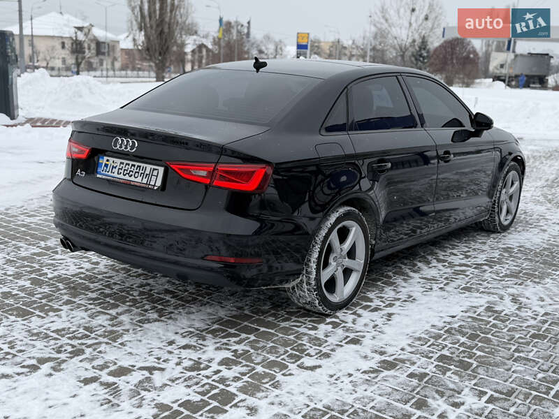 Седан Audi A3 2016 в Харькове