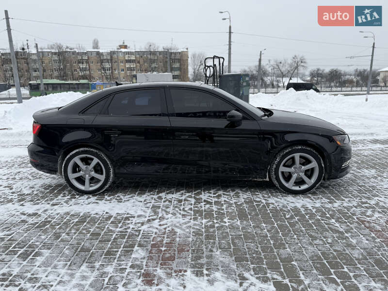 Седан Audi A3 2016 в Харькове