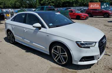 Седан Audi A3 2019 в Киеве