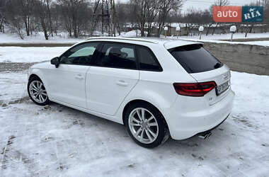 Хэтчбек Audi A3 2016 в Запорожье