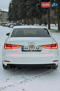 Седан Audi A3 2015 в Одессе