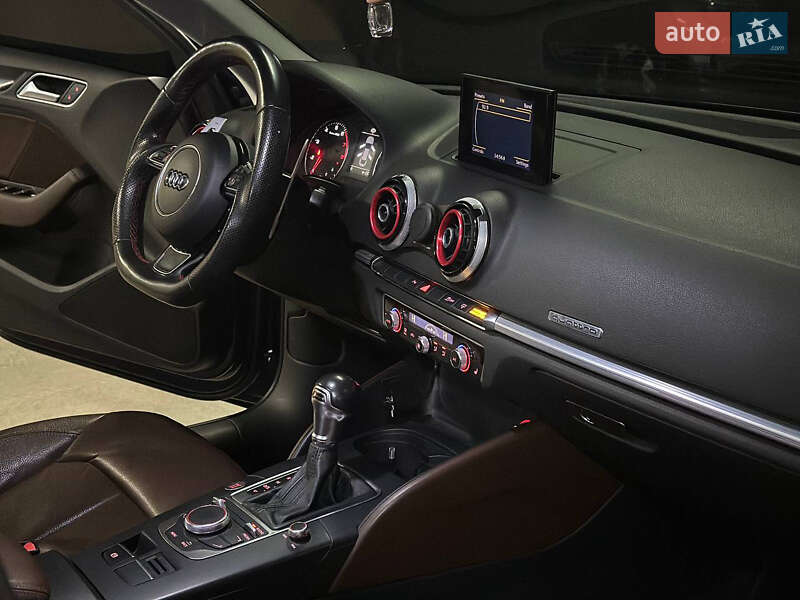 Седан Audi A3 2014 в Днепре