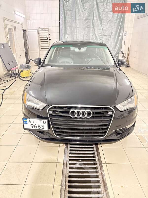 Седан Audi A3 2016 в Києві