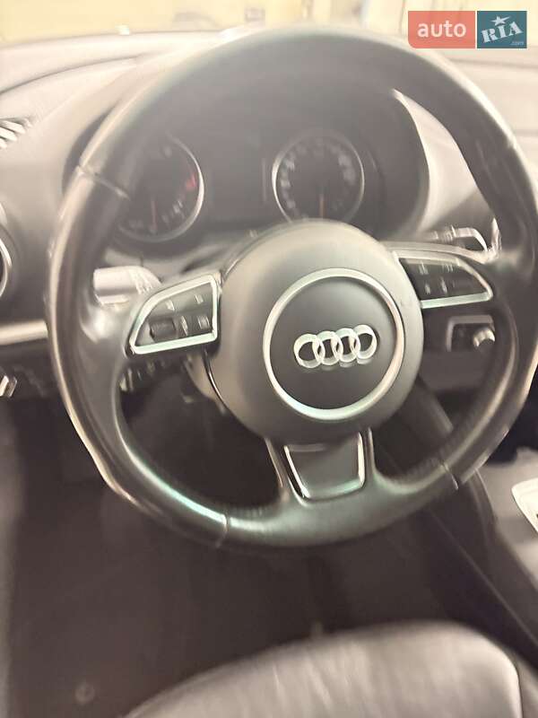 Седан Audi A3 2016 в Києві