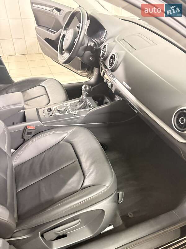 Седан Audi A3 2016 в Києві