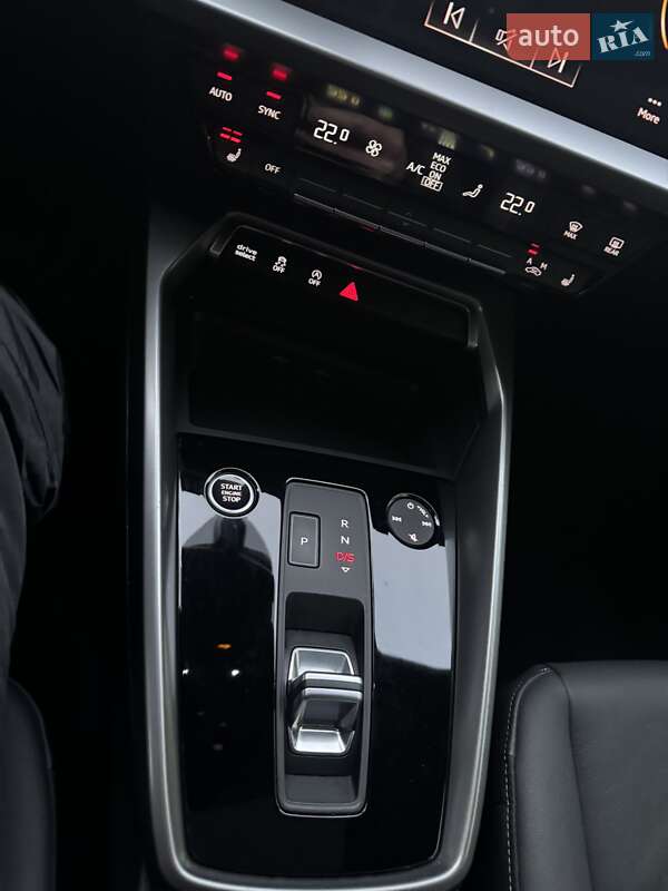 Седан Audi A3 2023 в Киеве