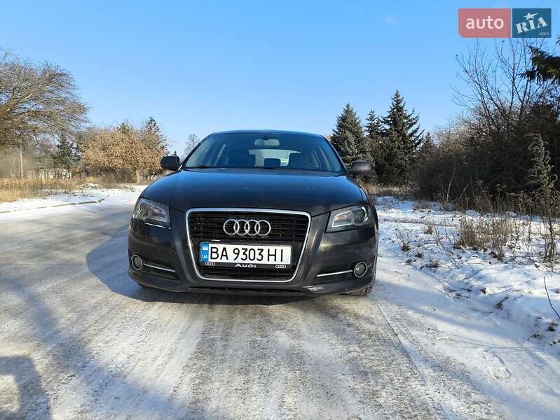 Хэтчбек Audi A3 2011 в Кропивницком