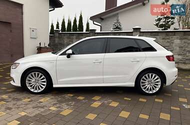 Хетчбек Audi A3 2017 в Рівному