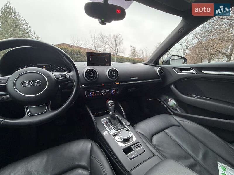 Седан Audi A3 2015 в Києві