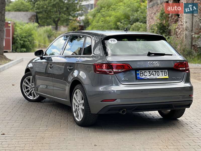 Хетчбек Audi A3 2019 в Львові