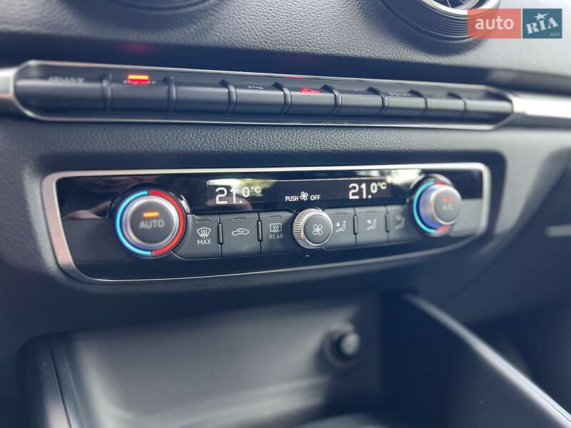 Хетчбек Audi A3 2019 в Львові