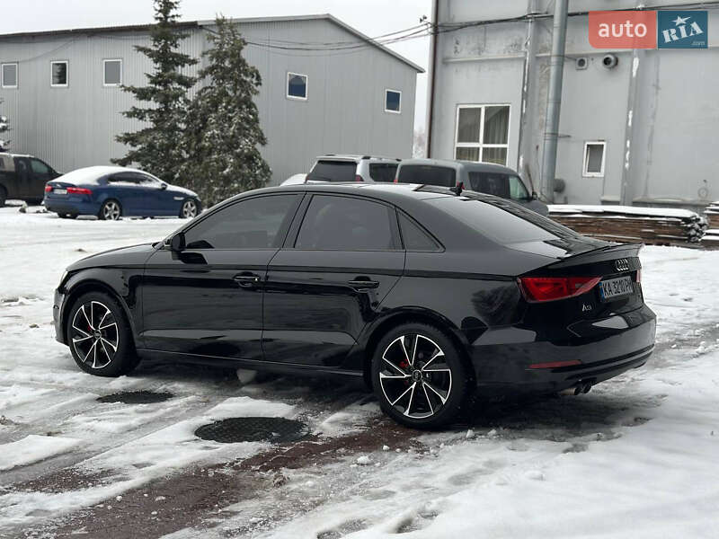 Седан Audi A3 2015 в Киеве