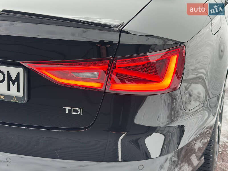Седан Audi A3 2015 в Киеве