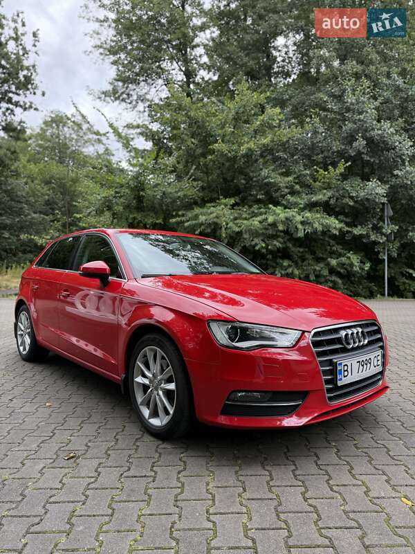 Хетчбек Audi A3 2014 в Гадячі