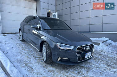Хетчбек Audi A3 2018 в Вінниці
