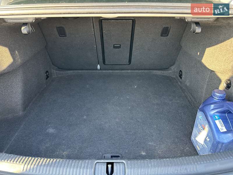 Седан Audi A3 2014 в Киеве