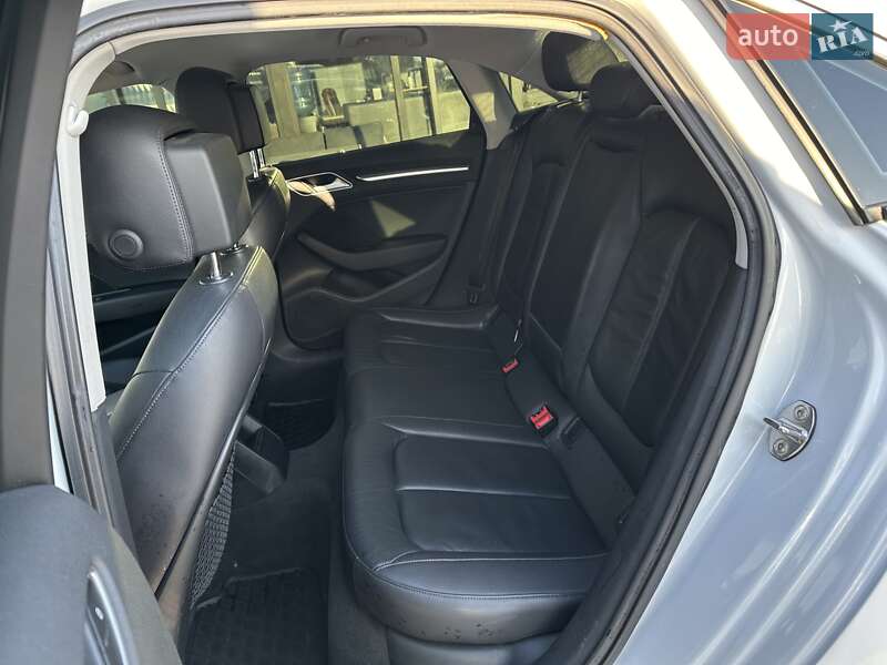 Седан Audi A3 2014 в Киеве