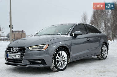 Седан Audi A3 2014 в Рівному
