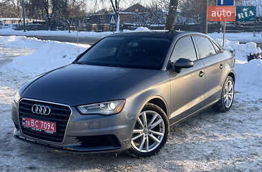 Седан Audi A3 2015 в Чернігові