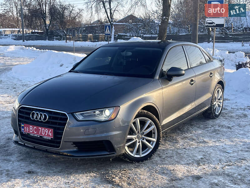 Седан Audi A3 2015 в Чернігові