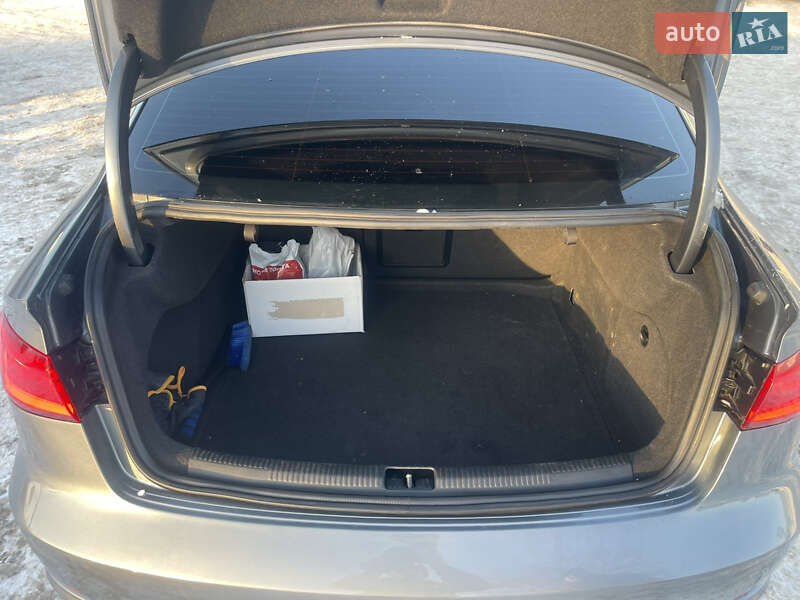 Седан Audi A3 2015 в Чернігові