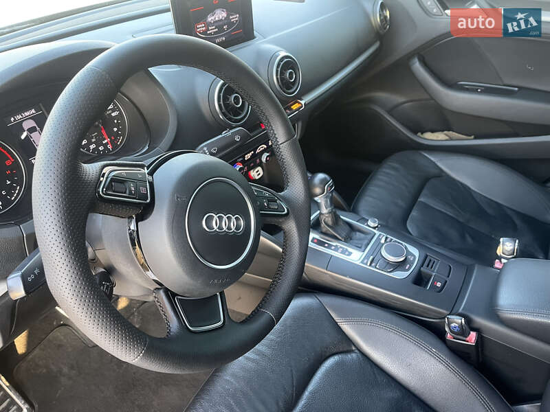 Седан Audi A3 2015 в Чернігові