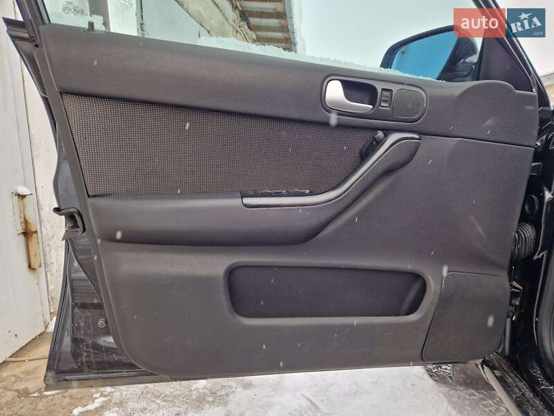 Хэтчбек Audi A3 2001 в Ровно