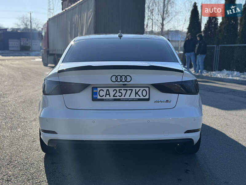 Седан Audi A3 2015 в Черкассах