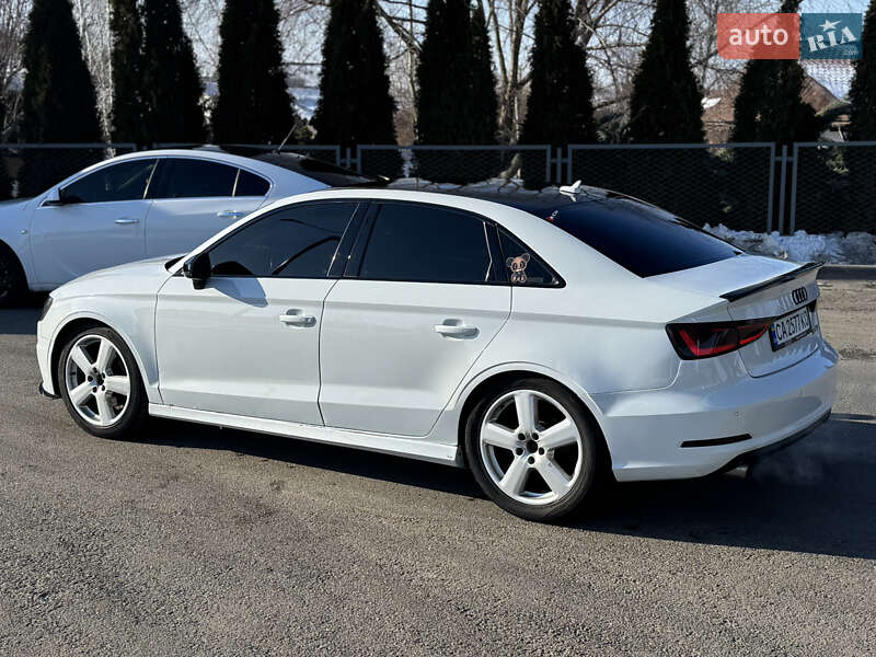 Седан Audi A3 2015 в Черкассах