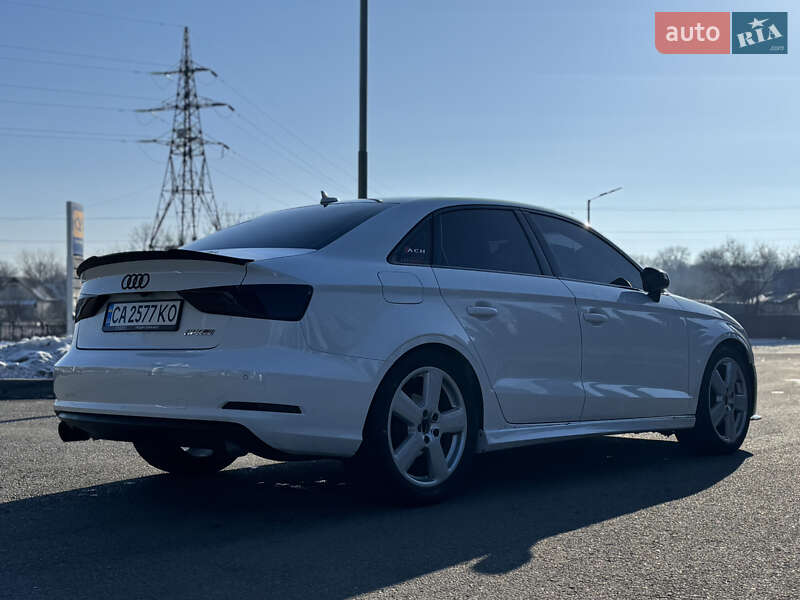 Седан Audi A3 2015 в Черкассах