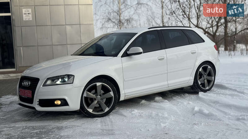 Хетчбек Audi A3 2012 в Долині