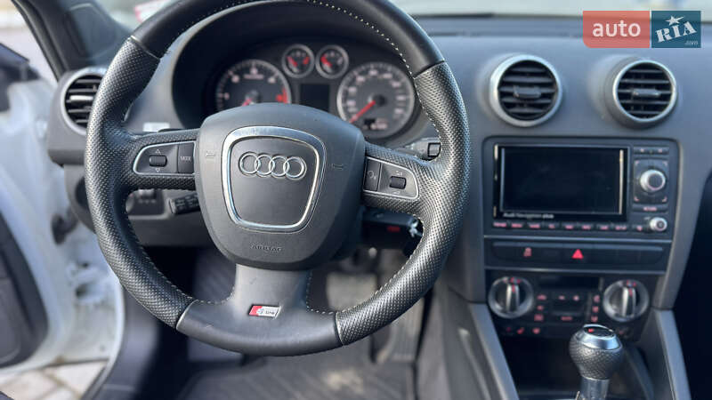 Хетчбек Audi A3 2012 в Долині