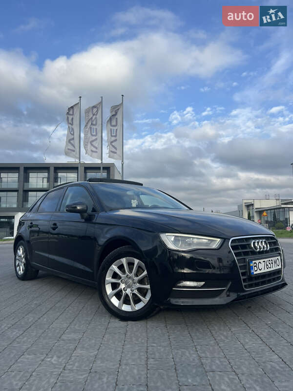 Хэтчбек Audi A3 2015 в Львове