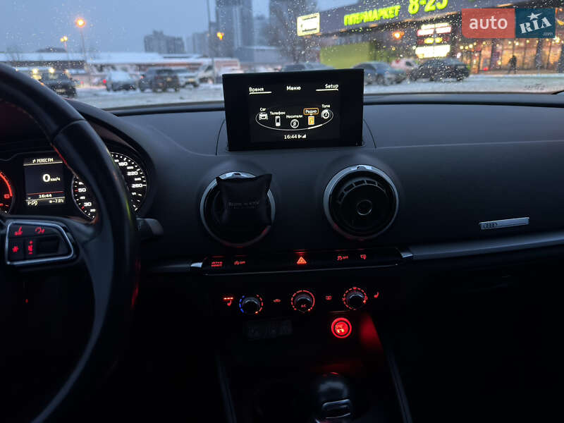 Хэтчбек Audi A3 2016 в Киеве фото 13 Хэтчбек Audi A3 2016 в Киеве