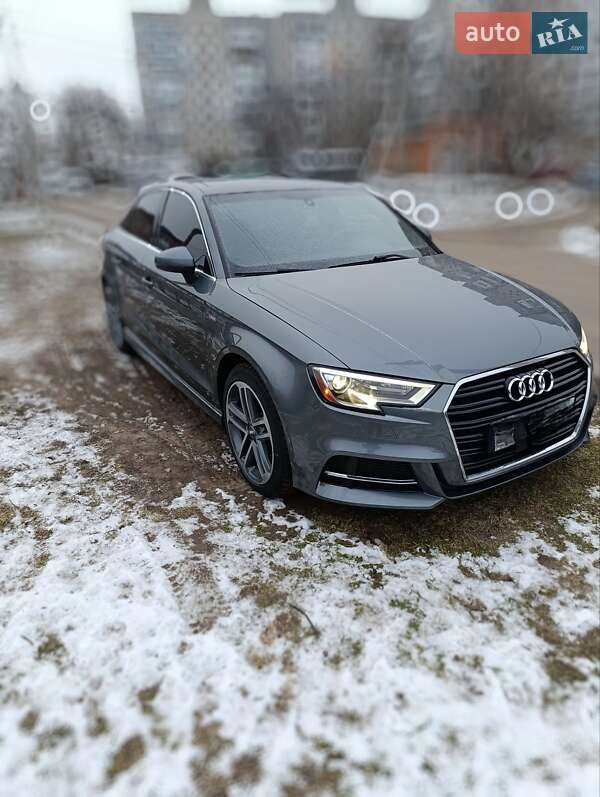 Седан Audi A3 2018 в Кропивницком фото 6 Седан Audi A3 2018 в Кропивницком