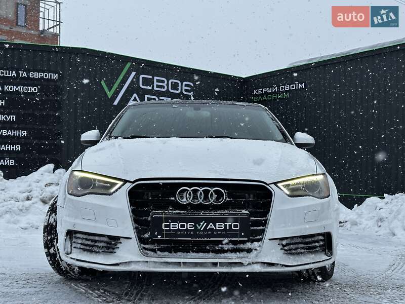 Седан Audi A3 2015 в Львове