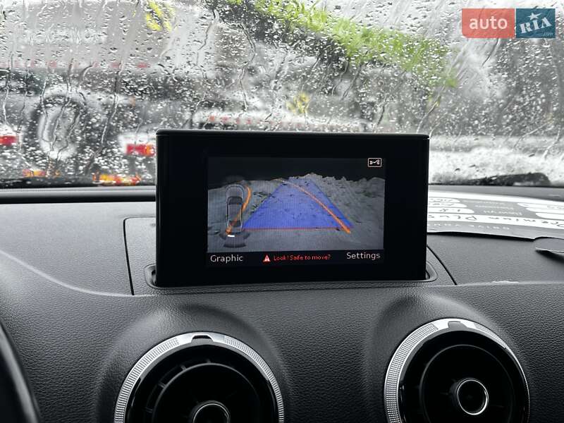 Седан Audi A3 2015 в Львове