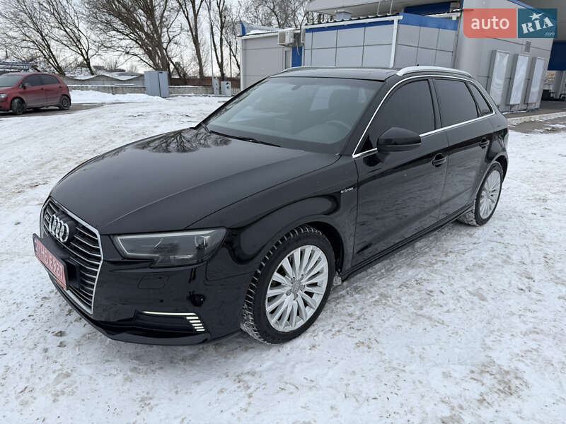 Хетчбек Audi A3 2016 в Запоріжжі фото 10 Хетчбек Audi A3 2016 в Запоріжжі