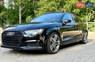 Седан Audi A3 2019 в Ивано-Франковске