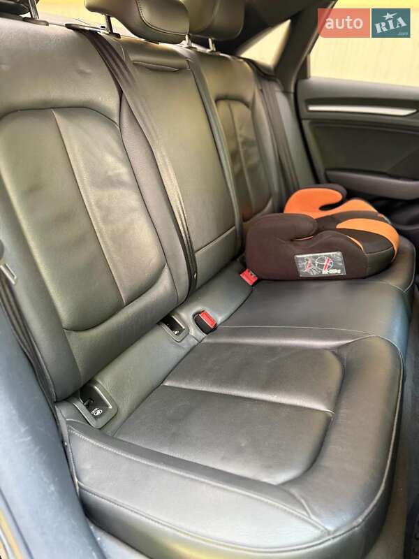 Седан Audi A3 2019 в Ивано-Франковске