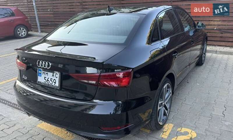 Седан Audi A3 2019 в Львове