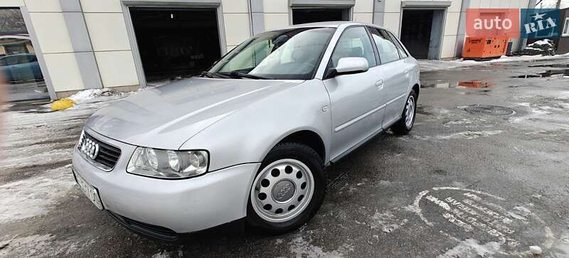 Хэтчбек Audi A3 2002 в Днепре
