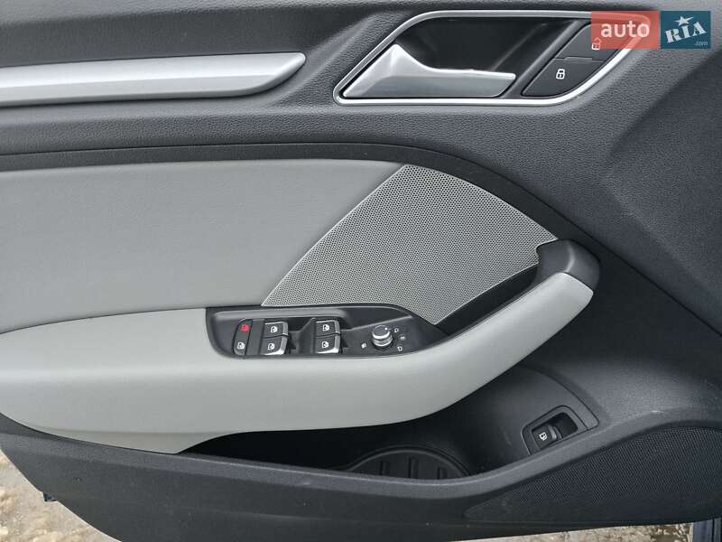 Хетчбек Audi A3 2017 в Кропивницькому фото 21 Хетчбек Audi A3 2017 в Кропивницькому