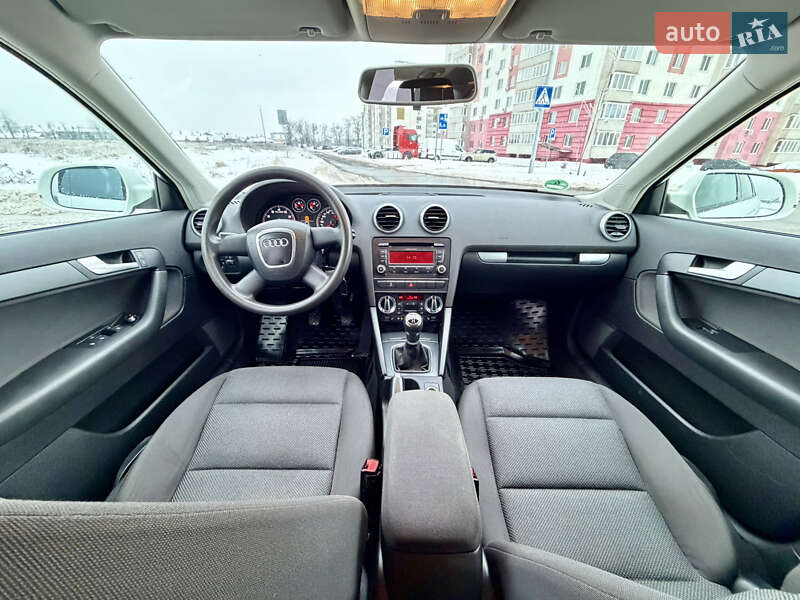 Хэтчбек Audi A3 2010 в Виннице